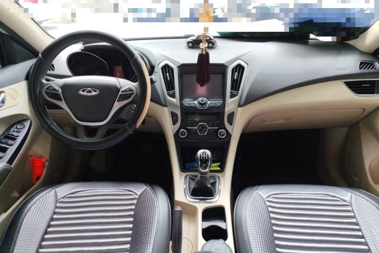 Used Chery Arrizo 7 2013 1.6L Manual Zhi Ling Edition Center Console