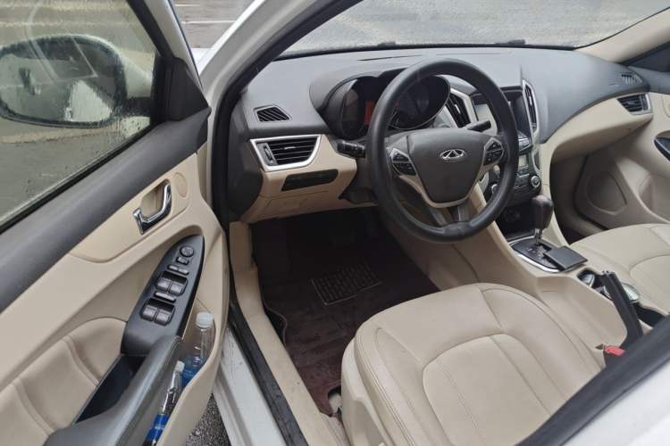 Used Chery Arrizo 7 2013 1.6L CVT ZhiShang Edition Driver Seat