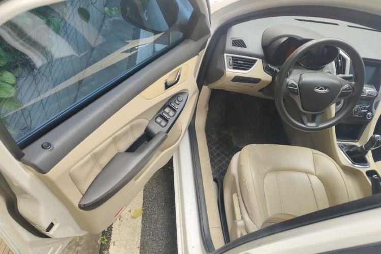 Used Chery Arrizo 7 2013 1.6L Manual ZhiShang Edition Driver Seat