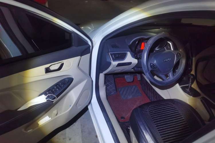 Used Chery Arrizo 7 2013 1.6L CVT Zhixiang Edition Driver Seat