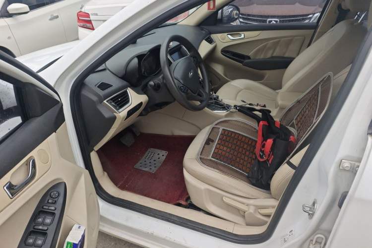 Used Chery Arrizo 7 2013 1.6L CVT ZhiShang Edition Driver Seat