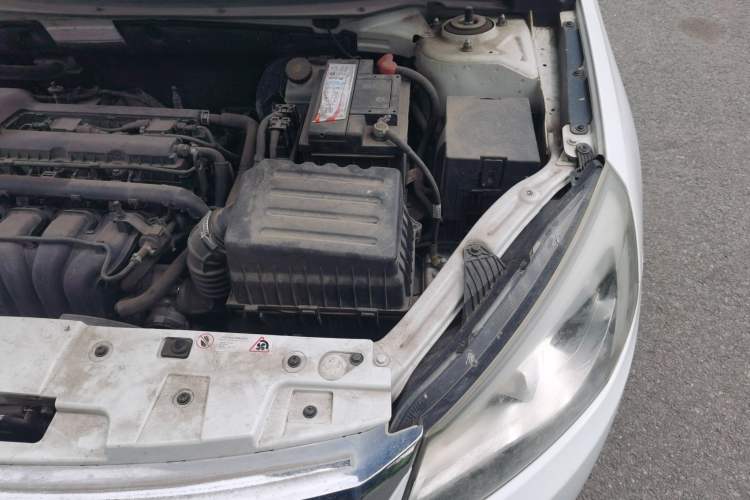 Used Chery Arrizo 7 2013 1.6L Manual ZhiShang Edition Engine Bay Left