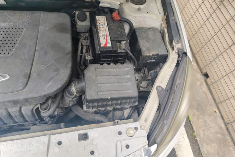Used Chery Arrizo 7 2013 1.6L Manual ZhiShang Edition Engine Bay Left