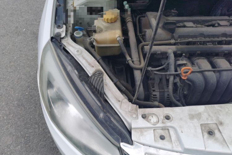 Used Chery Arrizo 7 2013 1.6L Manual ZhiShang Edition Engine Bay Right