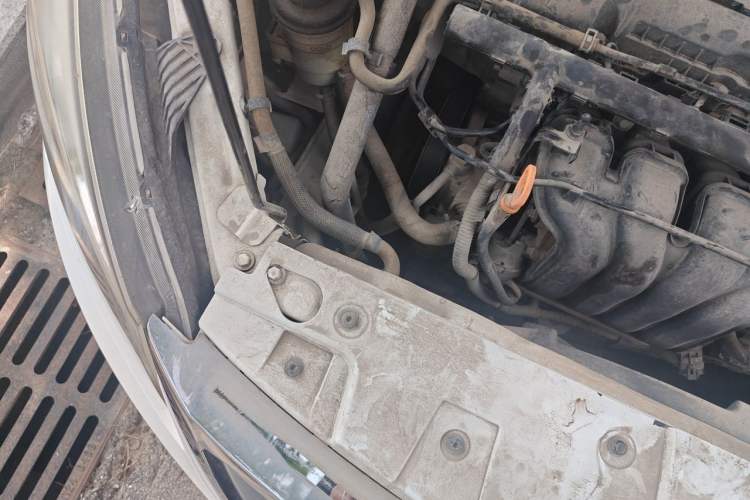 Used Chery Arrizo 7 2013 1.6L Manual Zhi Ling Edition Engine Bay Right