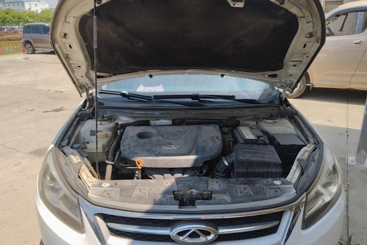 Used Chery Arrizo 7 2013 1.6L CVT ZhiShang Edition Engine Bay