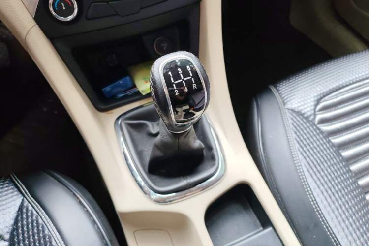 Used Chery Arrizo 7 2013 1.6L Manual Zhi Ling Edition Gear Lever