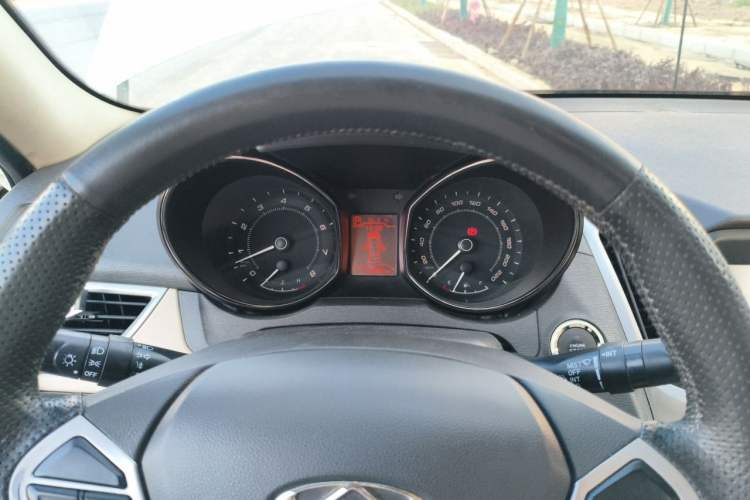 Used Chery Arrizo 7 2013 1.6L CVT Zhixiang Edition Instrument Cluster