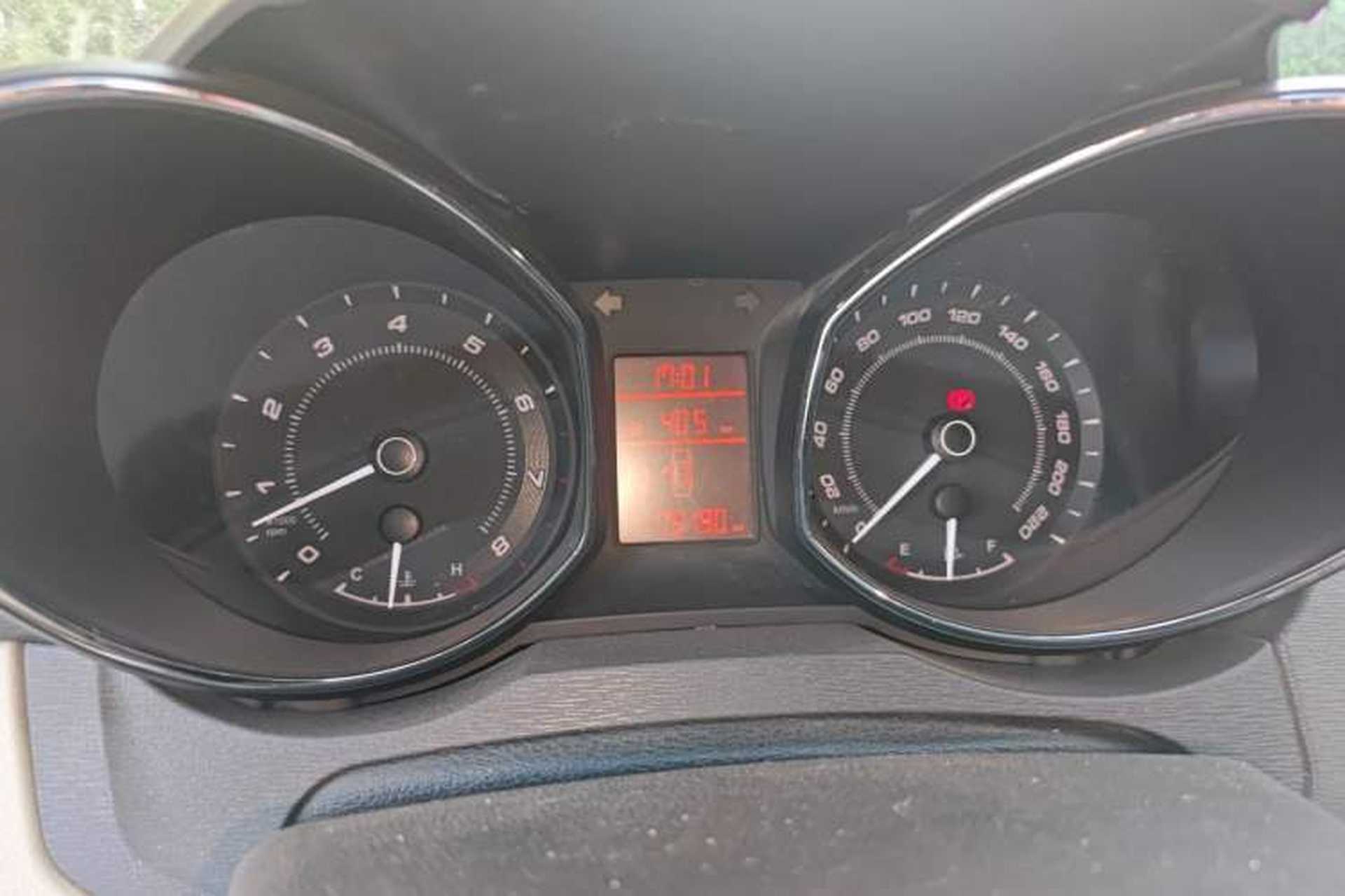 Used Chery Arrizo 7 2013 1.6L CVT Zhiling Edition Instrument Cluster