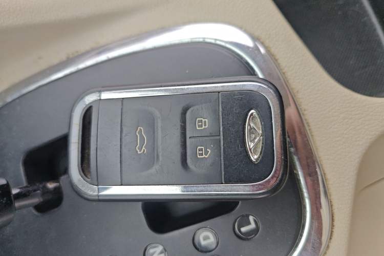 Used Chery Arrizo 7 2013 1.6L CVT ZhiShang Edition Interior 1