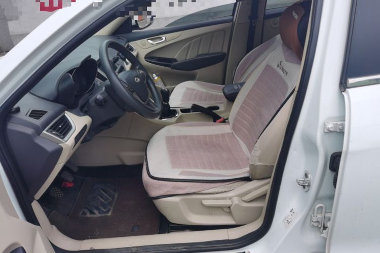 Used Chery Arrizo 7 2013 1.6L Manual ZhiShang Edition Left Front Seat
