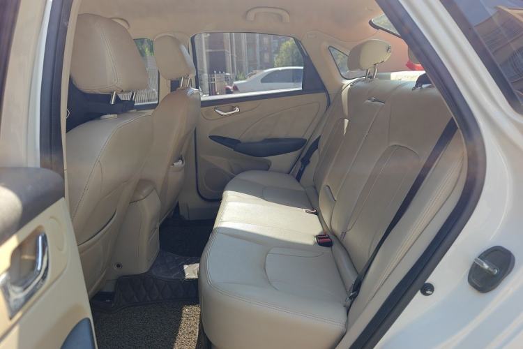 Used Chery Arrizo 7 2013 1.6L Manual ZhiShang Edition Left Rear Seat