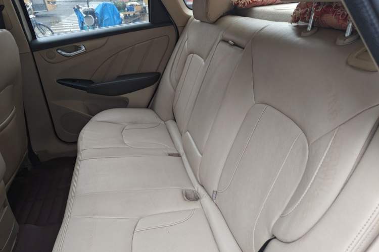 Used Chery Arrizo 7 2013 1.6L CVT ZhiShang Edition Left Rear Seat