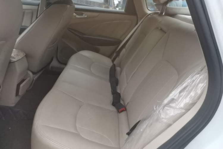 Used Chery Arrizo 7 2013 1.6L CVT ZhiShang Edition Left Rear Seat