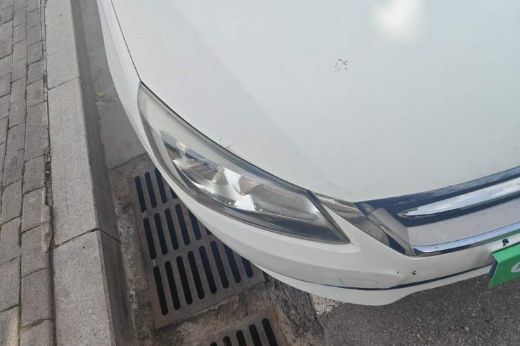 Used Chery Arrizo 7 2013 1.6L Manual Zhi Ling Edition Right Front Headlight