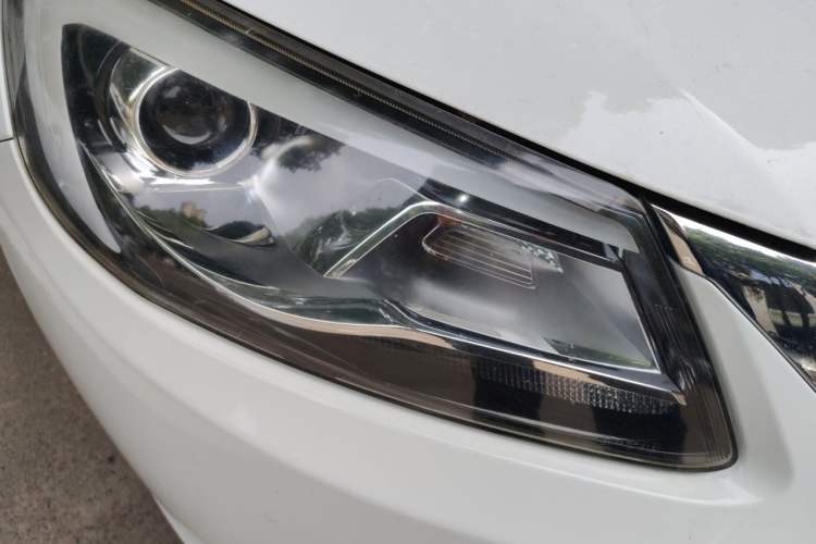 Used Chery Arrizo 7 2013 1.6L Manual Zhi Ling Edition Right Front Headlight