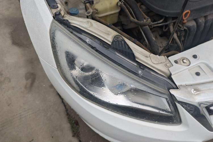 Used Chery Arrizo 7 2013 1.6L CVT ZhiShang Edition Right Front Headlight