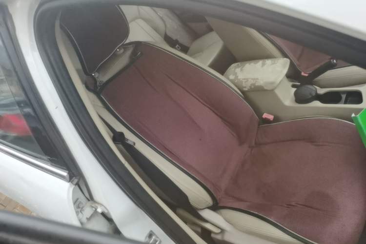 Used Chery Arrizo 7 2013 1.6L CVT ZhiShang Edition Right Front Seat