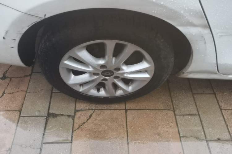 Used Chery Arrizo 7 2013 1.6L CVT ZhiShang Edition Right Rear Wheel Hub