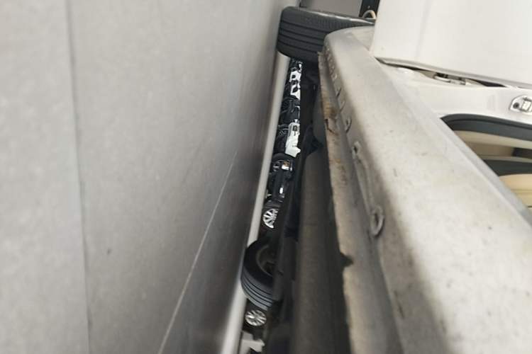 Used Chery Arrizo 7 2013 1.6L CVT Zhiling Edition Right Side Sill
