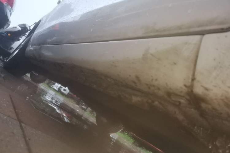 Used Chery Arrizo 7 2013 1.6L CVT ZhiShang Edition Right Side Sill