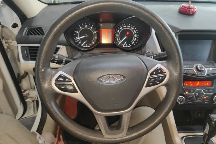 Used Chery Arrizo 7 2013 1.6L CVT Zhixiang Edition Steering Wheel