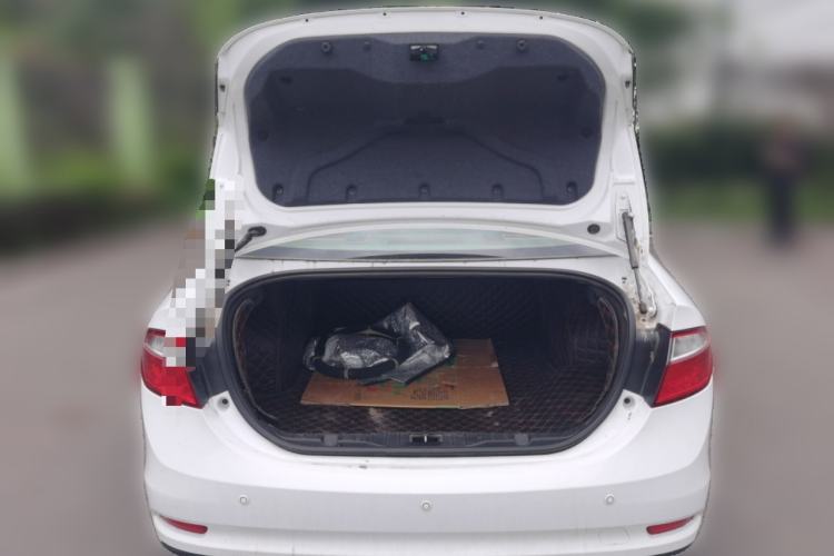Used Chery Arrizo 7 2013 1.6L Manual ZhiShang Edition Trunk
