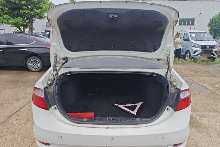 Used Chery Arrizo 7 2013 1.6L CVT ZhiShang Edition Trunk