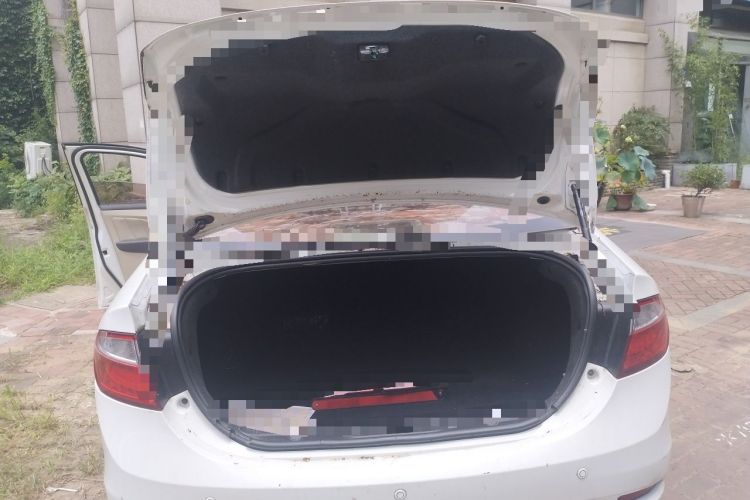 Used Chery Arrizo 7 2013 1.6L CVT ZhiShang Edition Trunk