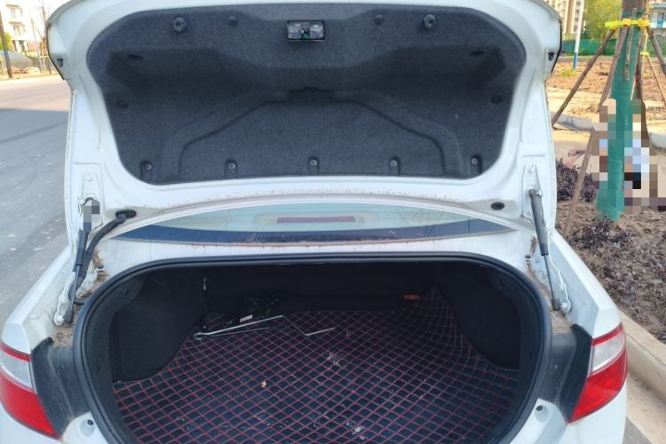 Used Chery Arrizo 7 2013 1.6L CVT Zhixiang Edition Trunk