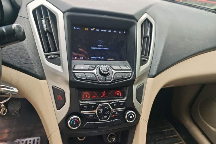 Used Chery Arrizo 7 2014 1.6L Manual ZhiCheng Edition Audio And AC Panel