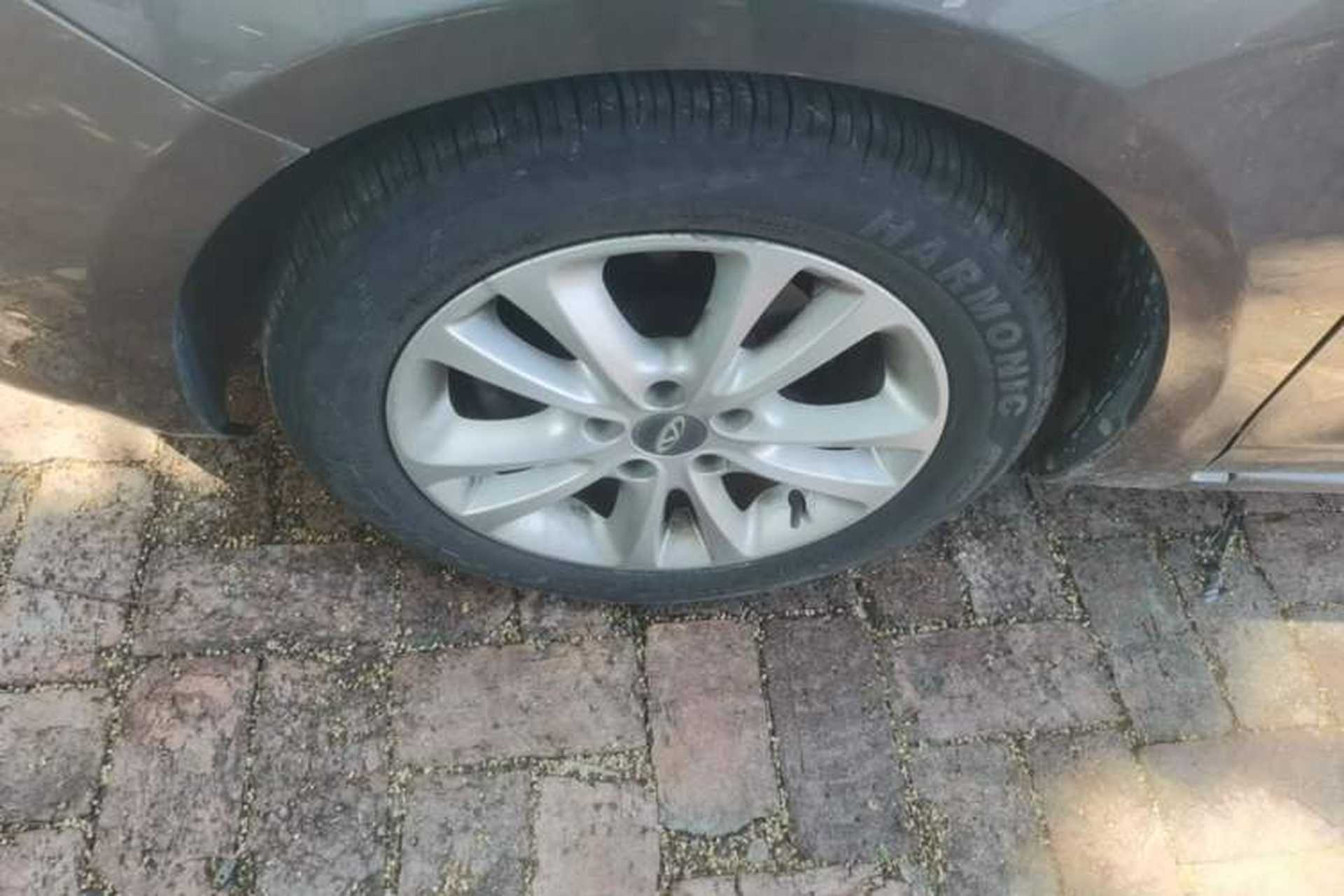 Used Chery Arrizo 7 2014 1.6L CVT ZhiShang Magic Edition Left Front Wheel Hub