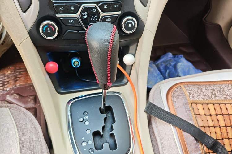 Used Chery Arrizo 7 2014 1.6L CVT ZhiShang Magic Edition Gear Lever