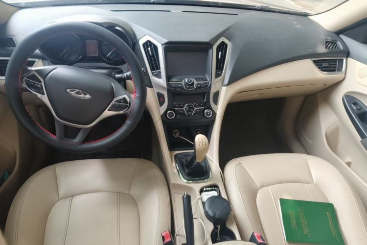 Used Chery Arrizo 7 2014 1.6L Manual ZhiCheng Edition Center Console