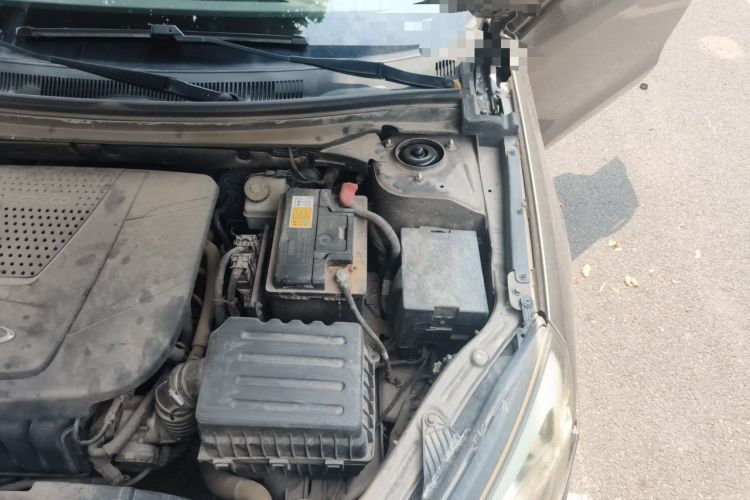 Used Chery Arrizo 7 2014 1.6L Manual ZhiCheng Edition Engine Bay Left