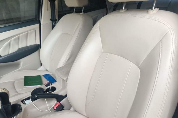 Used Chery Arrizo 7 2014 1.6L Manual ZhiCheng Edition Left Front Seat