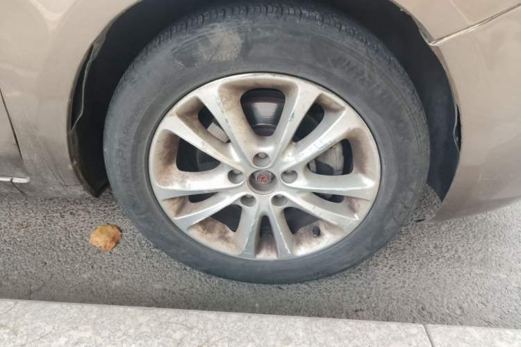 Used Chery Arrizo 7 2014 1.6L Manual ZhiCheng Edition Right Front Wheel Hub