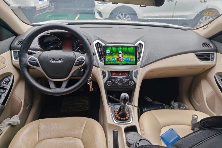 Used Chery Arrizo 7 2014 1.6L Manual ZhiCheng Edition Center Console