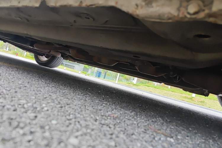 Used Chery Arrizo 7 2014 1.6L Manual ZhiShang Magic Edition Chassis Front Right