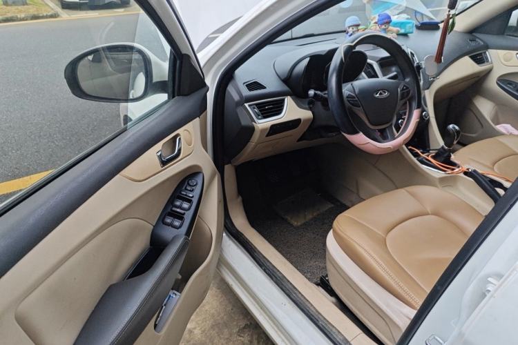 Used Chery Arrizo 7 2014 1.6L Manual ZhiCheng Edition Driver Seat