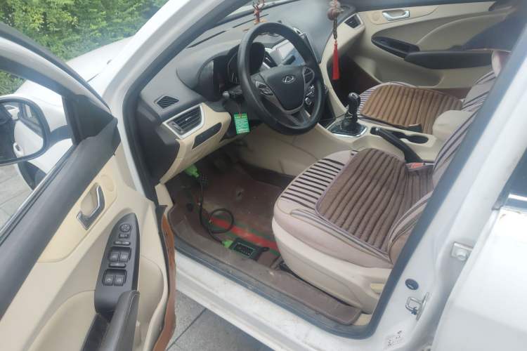 Used Chery Arrizo 7 2014 1.6L Manual ZhiCheng Edition Driver Seat