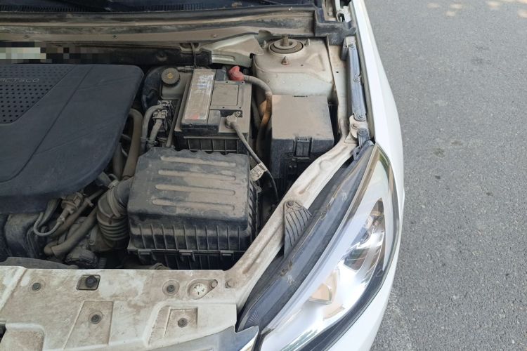 Used Chery Arrizo 7 2014 1.6L Manual ZhiCheng Edition Engine Bay Left