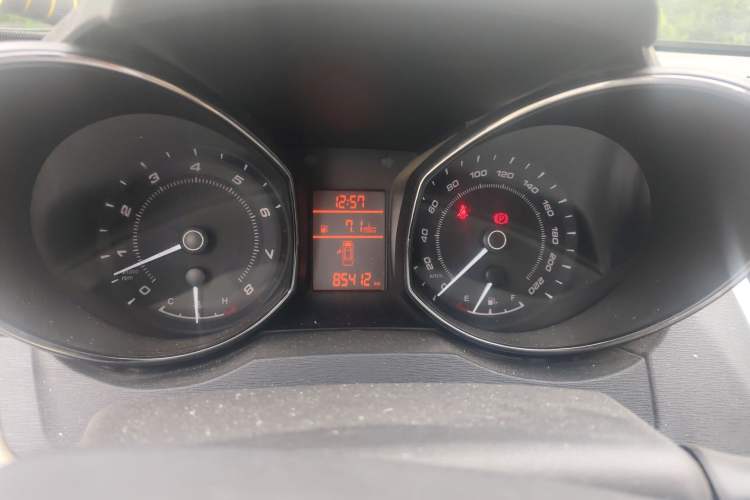 Used Chery Arrizo 7 2014 1.6L Manual ZhiCheng Edition Instrument Cluster