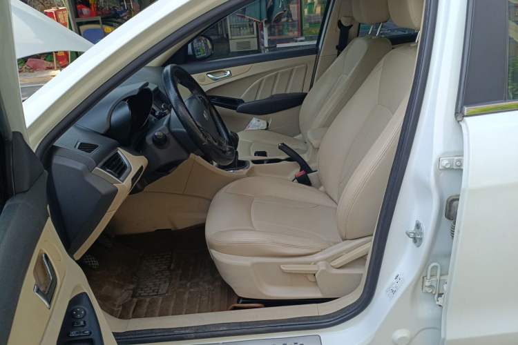 Used Chery Arrizo 7 2014 1.6L Manual ZhiCheng Edition Left Front Seat