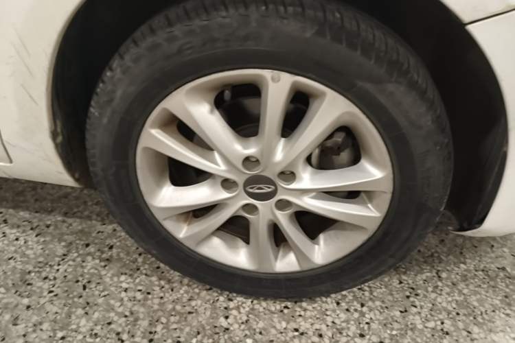 Used Chery Arrizo 7 2014 1.6L Manual ZhiCheng Edition Right Front Wheel Hub