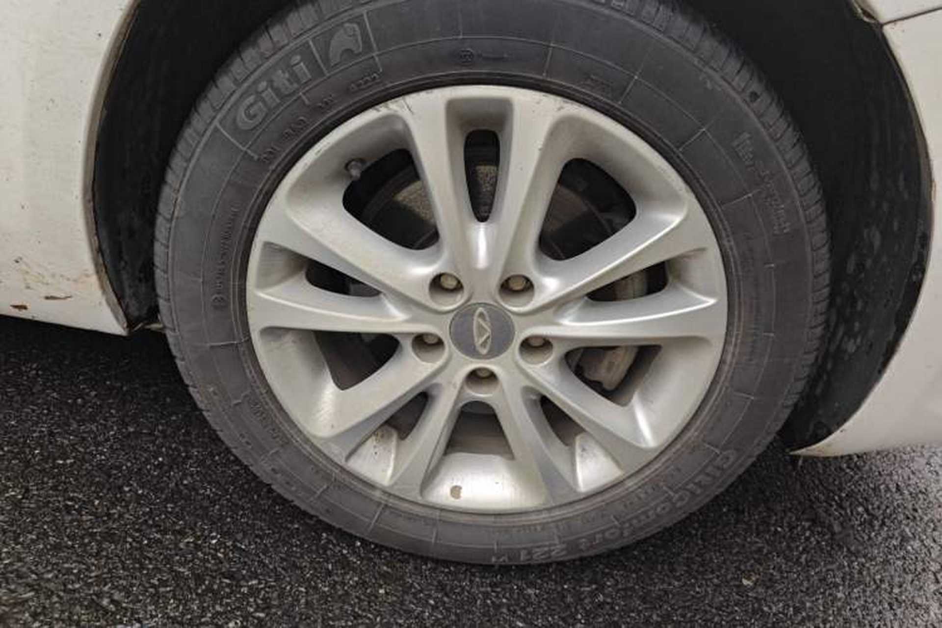 Used Chery Arrizo 7 2014 1.6L Manual ZhiCheng Edition Right Front Wheel Hub