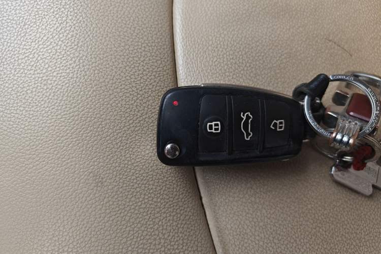 Used Chery Arrizo 7 2014 1.6L Manual ZhiCheng Edition Vehicle Key