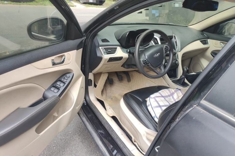 Used Chery Arrizo 7 2015 1.5T Manual Zhi Ling Edition Driver Seat