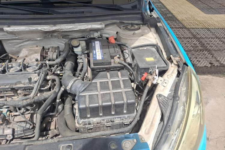 Used Chery Arrizo 7 2015 1.5T Manual ZhiShang Edition Engine Bay Left