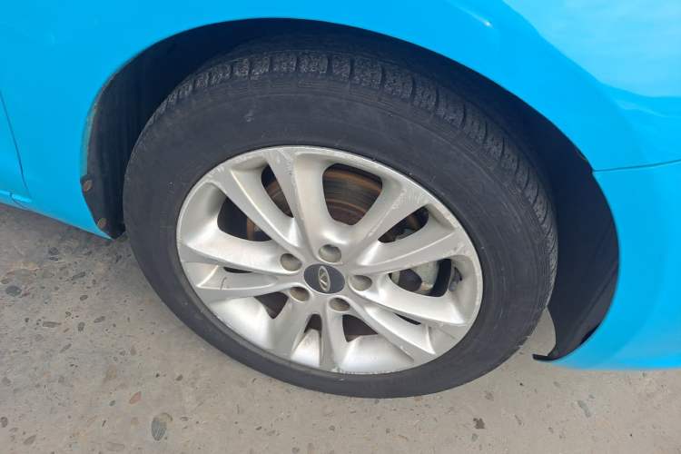 Used Chery Arrizo 7 2015 1.5T Manual ZhiShang Edition Right Front Wheel Hub
